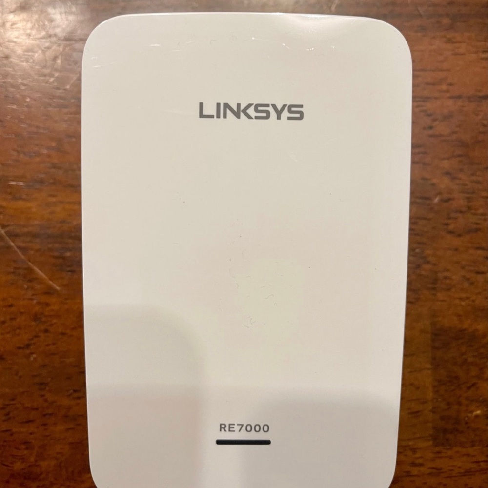 RE7000 Linksys WiFi Extender